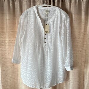 NWT St. John’s Bay Textured Boho Tunic Top 3/4 Sleeve Curved Hem Medium White